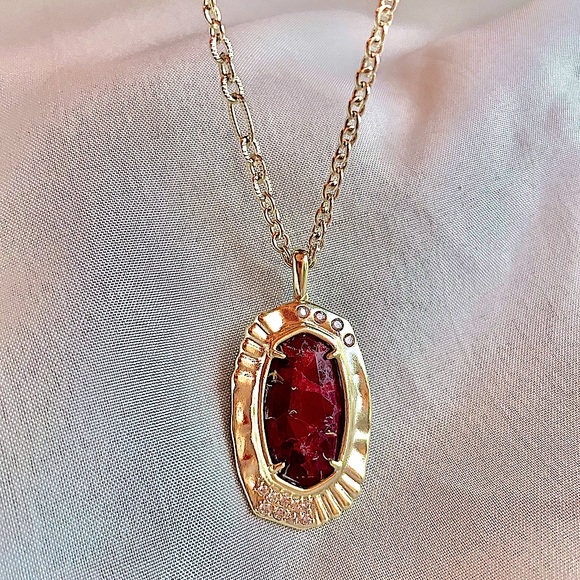 Kendra Scott Jewelry - NEW Kendra Scott Anna Pendant Long Necklace-Maroon Jade- adjustable slider